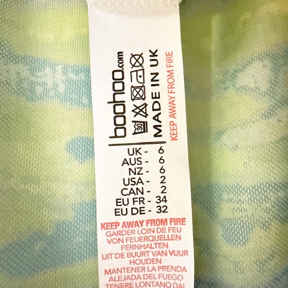 Dreamy Marble Boohoo Dress - Picture 6 of 6